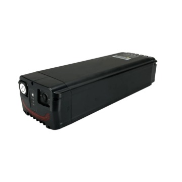 Op deze afbeelding is de achterkant van de Knaap/Don Souris/Doppio 48V Accu te zien. De afbeelding is genomen vanuit een hoek waarin ook deels de achterkant te zien is. Op deze afbeelding is de achterkant van de Knaap/Don Souris/Doppio 48V Accu te zien. De afbeelding is genomen vanuit een hoek waarin ook deels de achterkant te zien is.