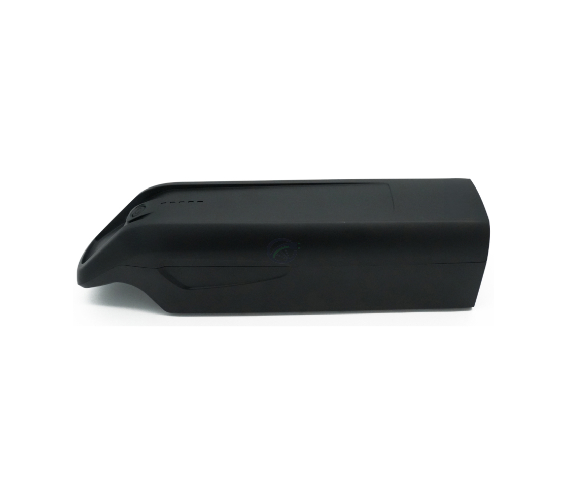 Sidevinkel af AEG DownTube 36V 10.4Ah erstatningscykelbatteri, hvor håndtaget er tydeligt synligt.
