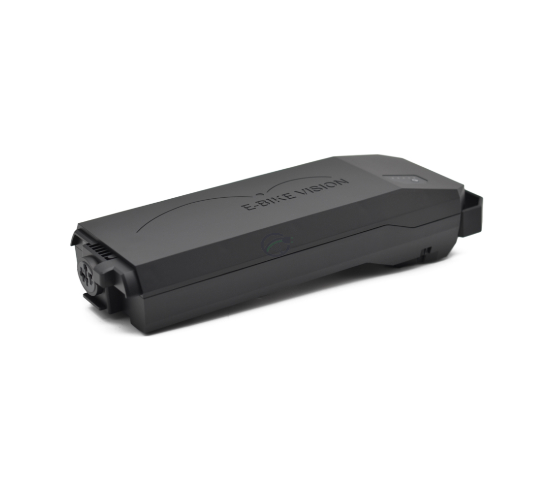 Klart billede af Bosch Powerpack 360 Performance/Active bagagebærer E-Bike Vision cykelbatteri. Billedet er taget fra en trekvart vinkel.