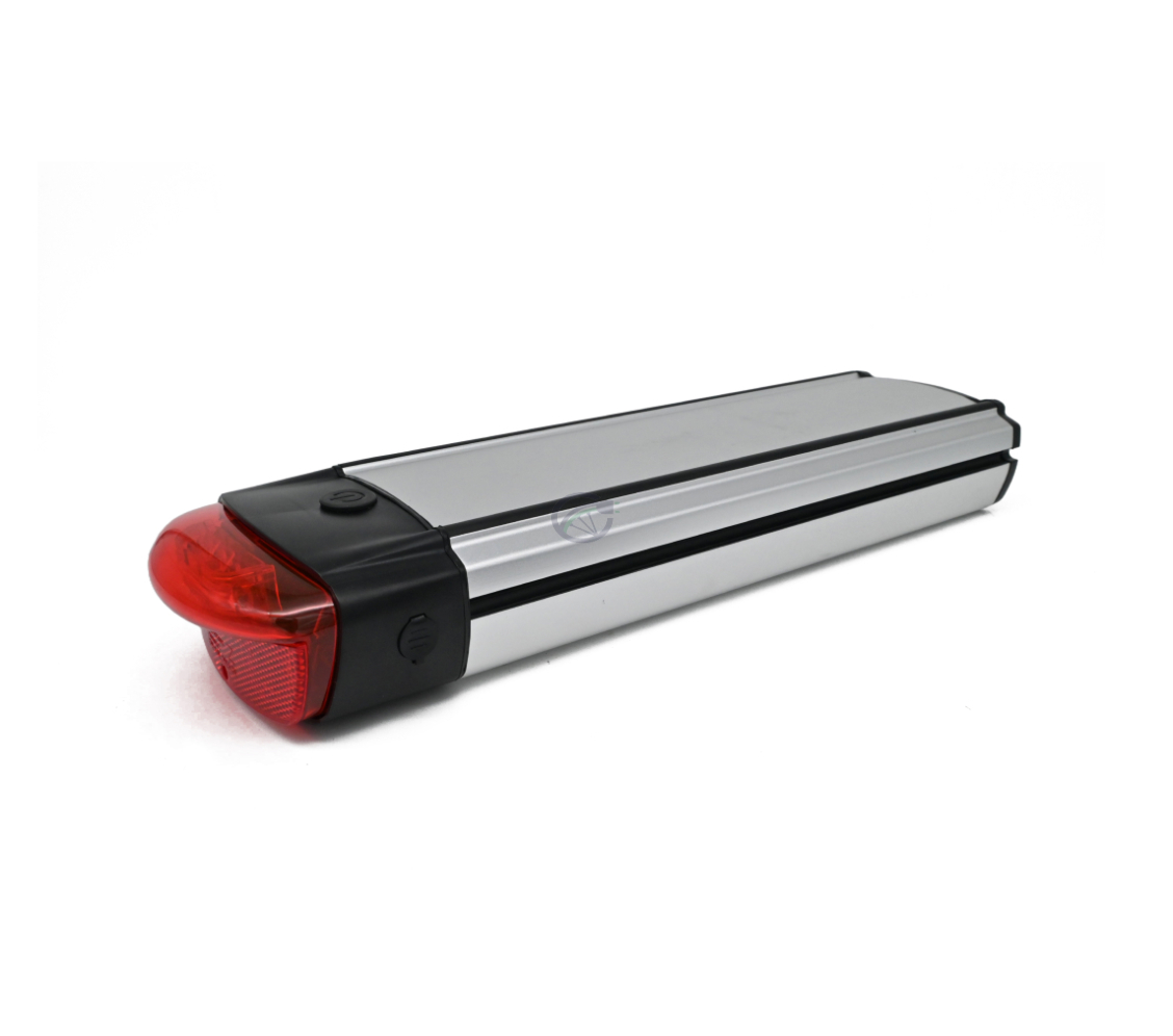 Et billede af den Gazelle Innergy Gold kompatible batteri. Billedet er taget fra en skrå vinkel, hvilket giver et meget overskueligt billede af batteriet.