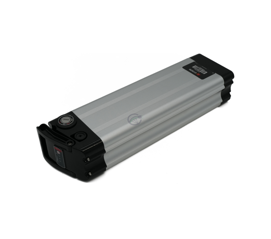 Trekvartsvinkel af Phylion XH370-12J Silverfish 37V 12Ah Compatible, hvor LED-indikatoren er synlig.