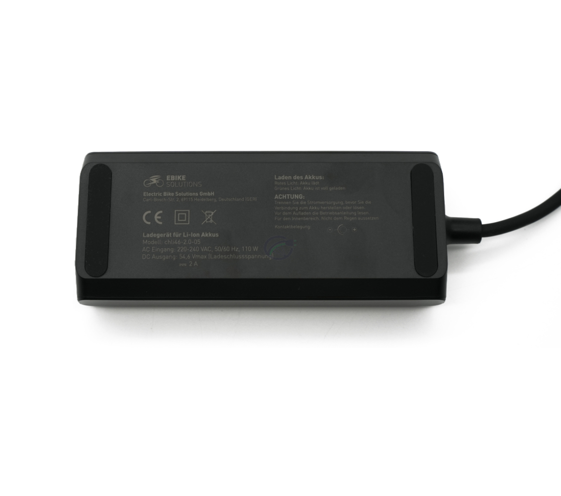 Undersidevisning af Rad Power Bikes 48V 2A oplader.
