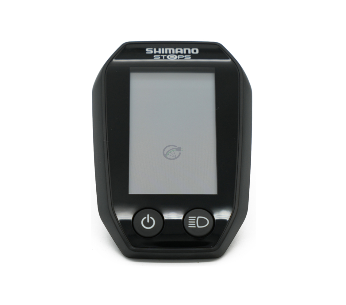 Frontvinkel af Shimano Steps SC-E6010, hvor displayet og knapperne er tydeligt synlige.
