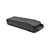 Tredjedels visning fra bagsiden af Bosch Powerpack 360 Performance/Active bagagebærer E-Bike Vision cykelbatteri. Håndtaget og batteriindikatoren på batteriet er synlige.