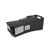 Trekvart billede af Kalkhoff Impulse batteri 36V 17Ah, fra højre side. Toppen og højre side er tydeligt synlige.

